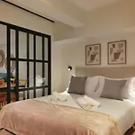 Centro Pedregal Apartman *