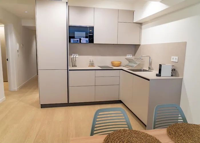 Centro Pedregal Οβιέδο